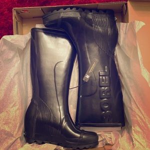 SOREL Joan Rain Wedge Tall Gloss Tall Boots